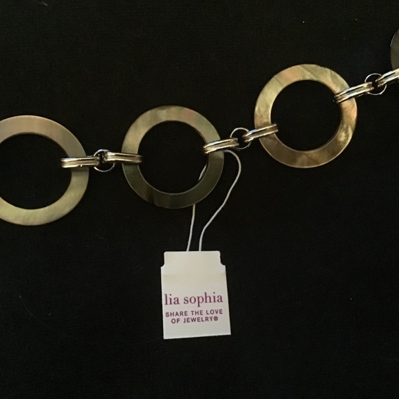 Lia Sophia Genuine Mother of Pearl bracelet - Picture 3 of 9